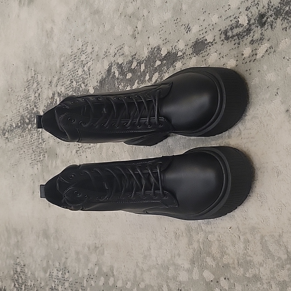 Fashion combat boots Womens